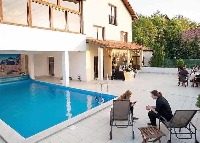 Villa Azra